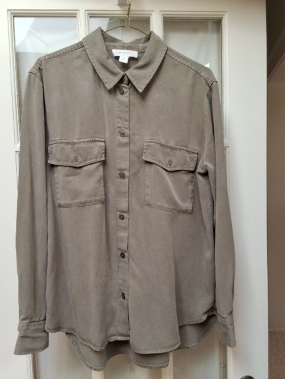 Treasure & Bond Women's Button-Down Shirt in Khaki/Olive Green